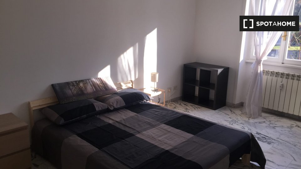 Double room Rome, 4 beds — photo 11