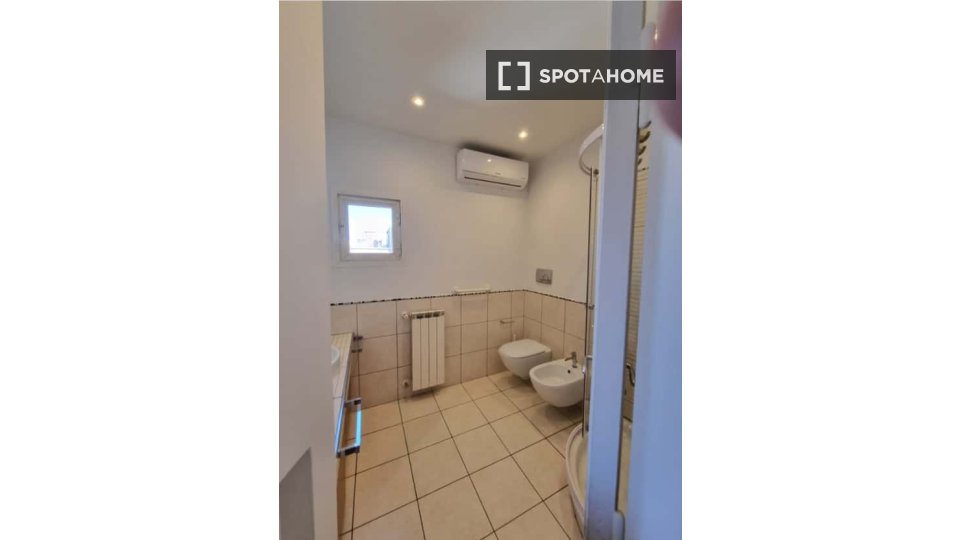 Apartment Rome, 1 bed, 84m² — photo 3