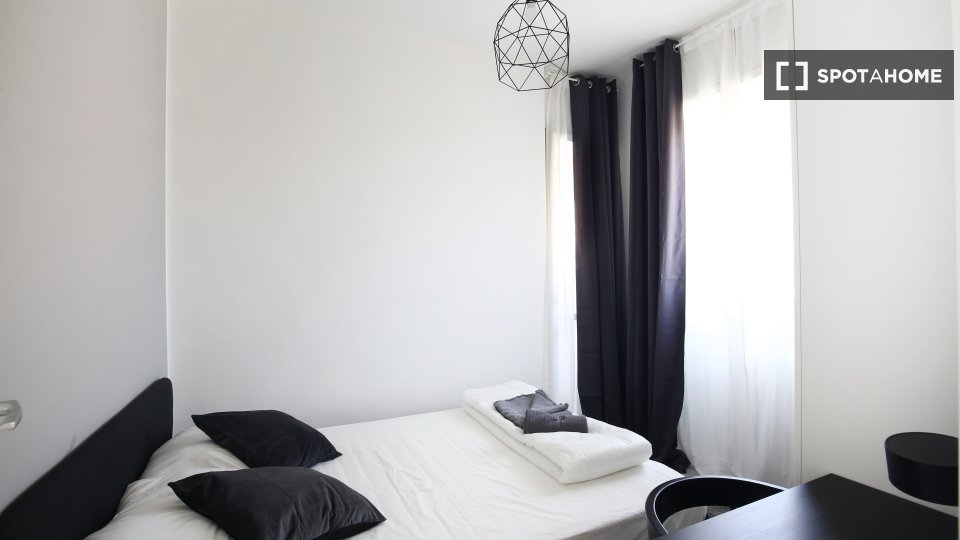 Double room Milan, 6 beds, 150m² — photo 10
