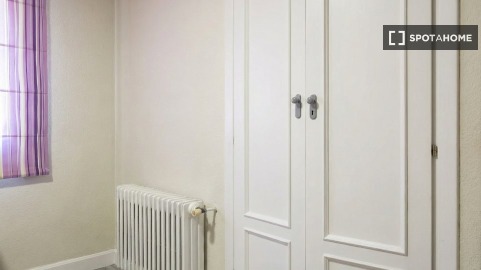 Apartment Madrid, 10 beds — photo 18