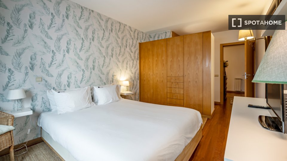 Apartment Porto, 2 beds, 128m² — photo 1