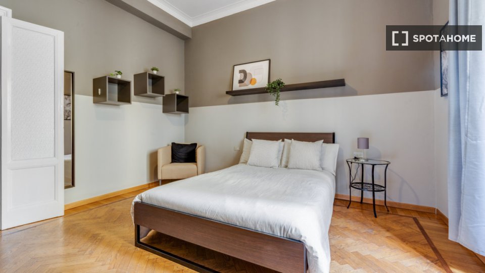Double room Milan, 3 beds, 89m² — photo 9