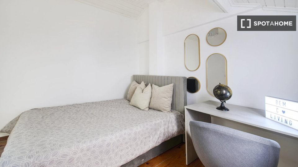 Double room Lisbon, 13 beds — photo 4