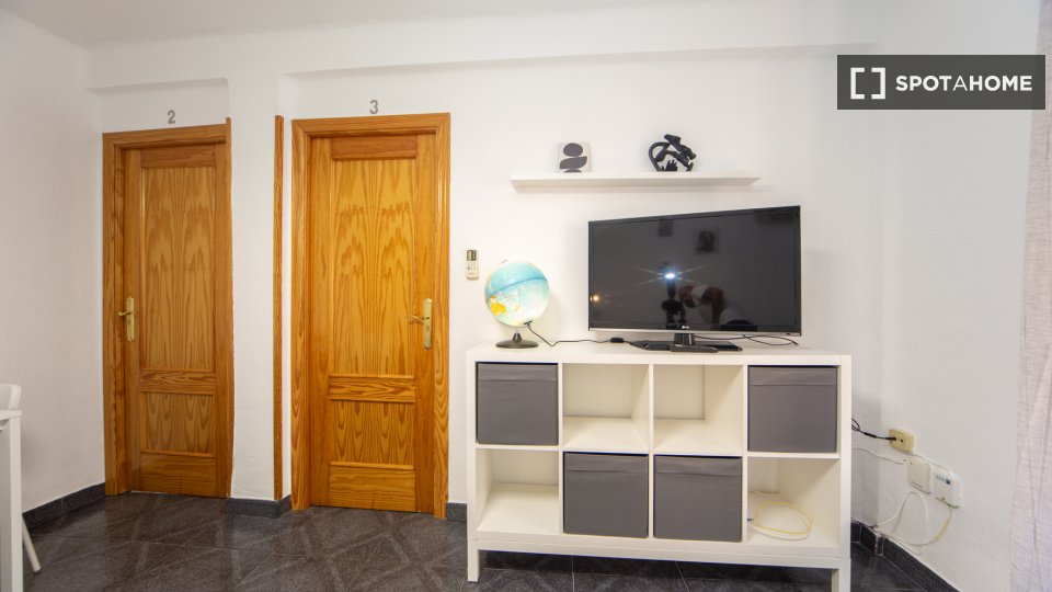 Double room Granada, 3 beds, 75m² — photo 42