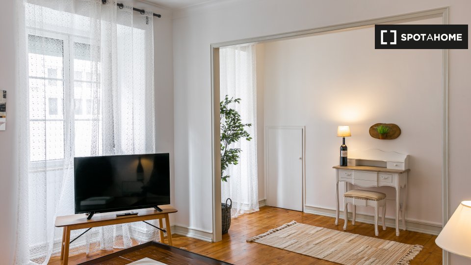 Apartment Lisbon, 2 beds — photo 4