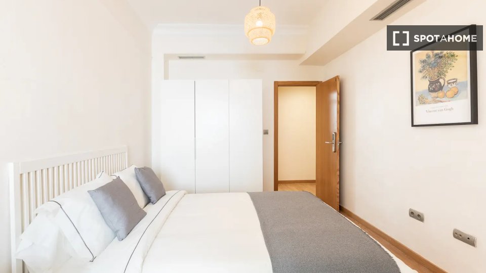 Double room Valencia, 6 beds — photo 11