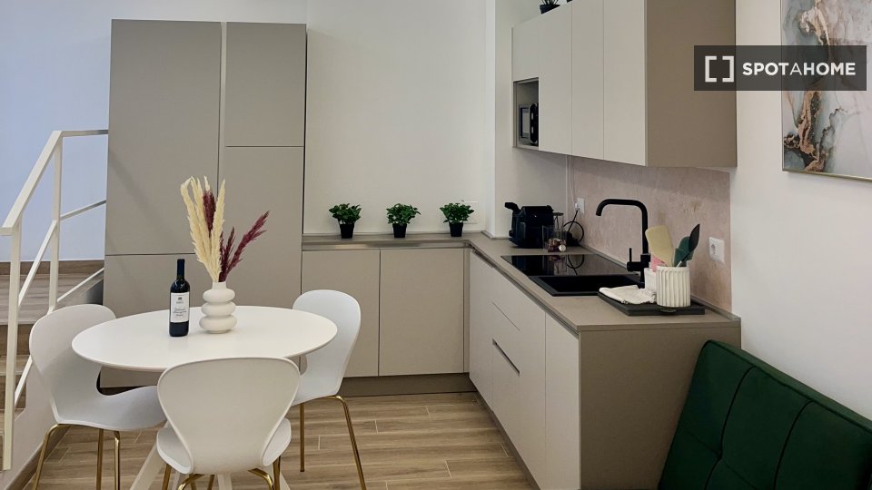 Apartment Milan, 1 bed, 45m² — photo 10