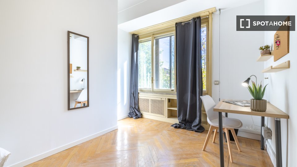 Habitación doble Madrid, 18 habitaciones — foto 42