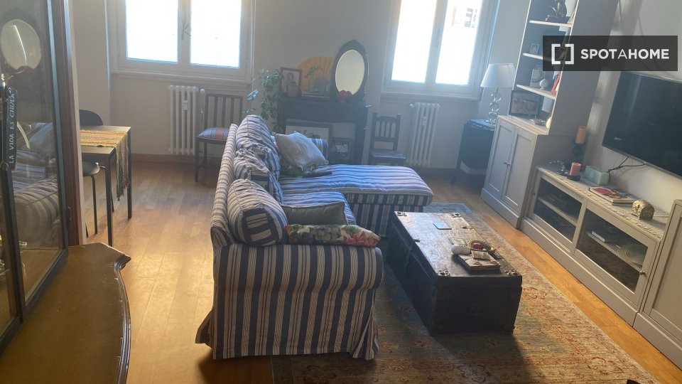 Double room Milan, 1 bed, 110m² — photo 5