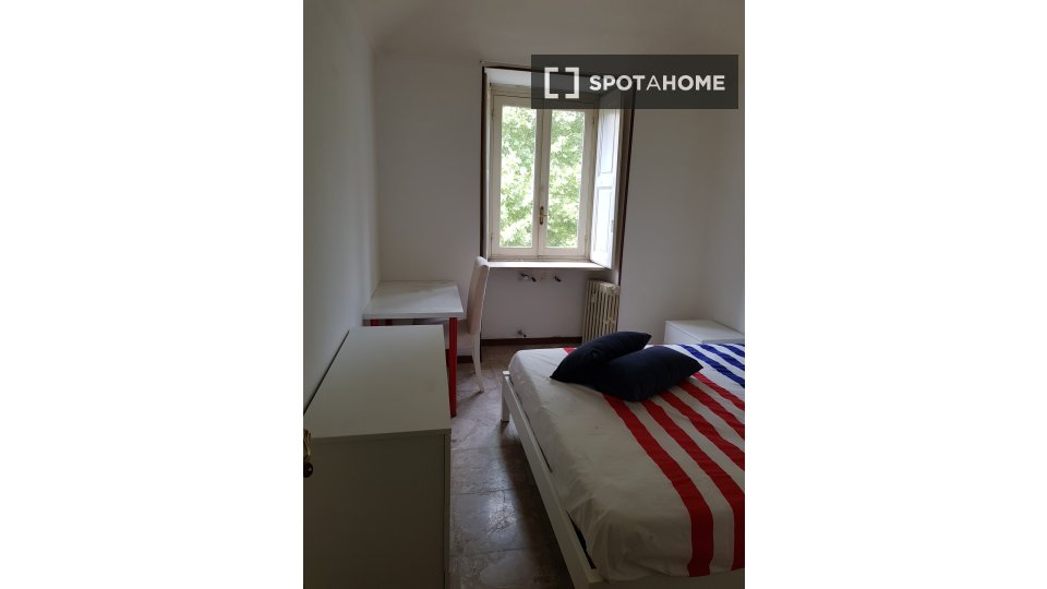 Double room Turin, 4 beds, 120m² — photo 4