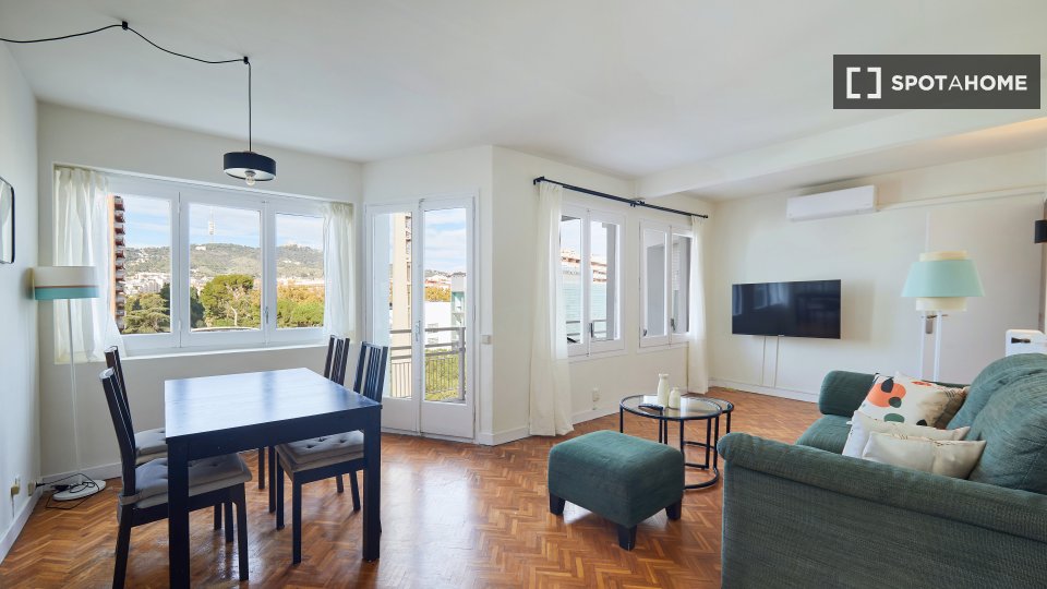 Apartment Barcelona, 3 beds, 82m² — photo 45