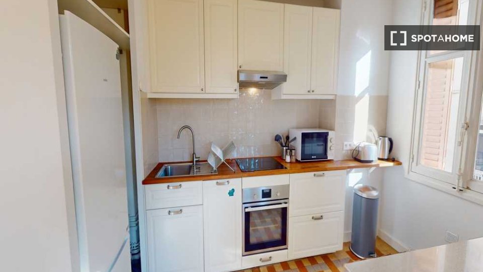 Camera doppia Lione, 6 camere, 140m² — foto 4