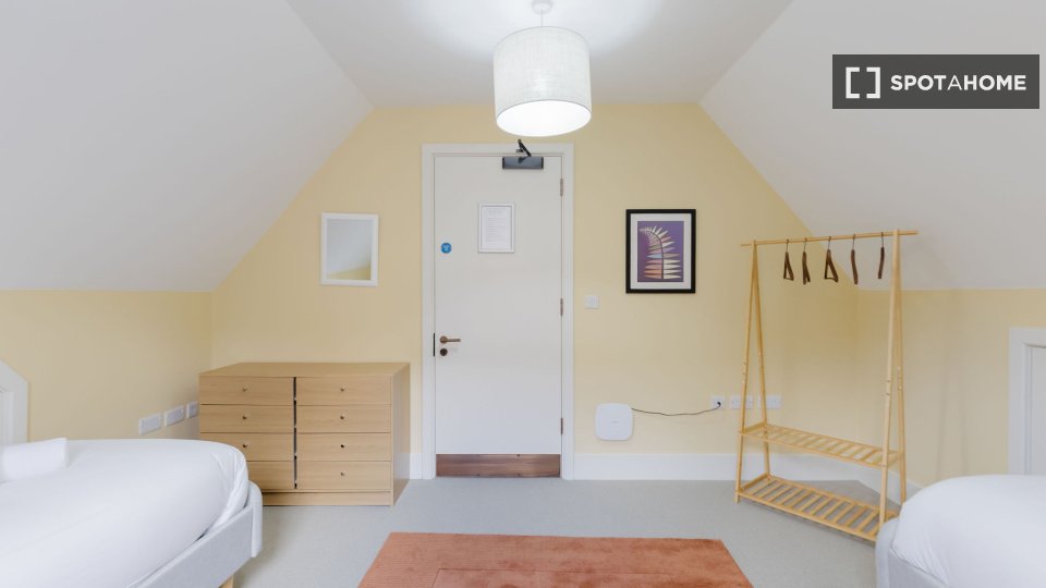 Apartment London, 2 beds — photo 7