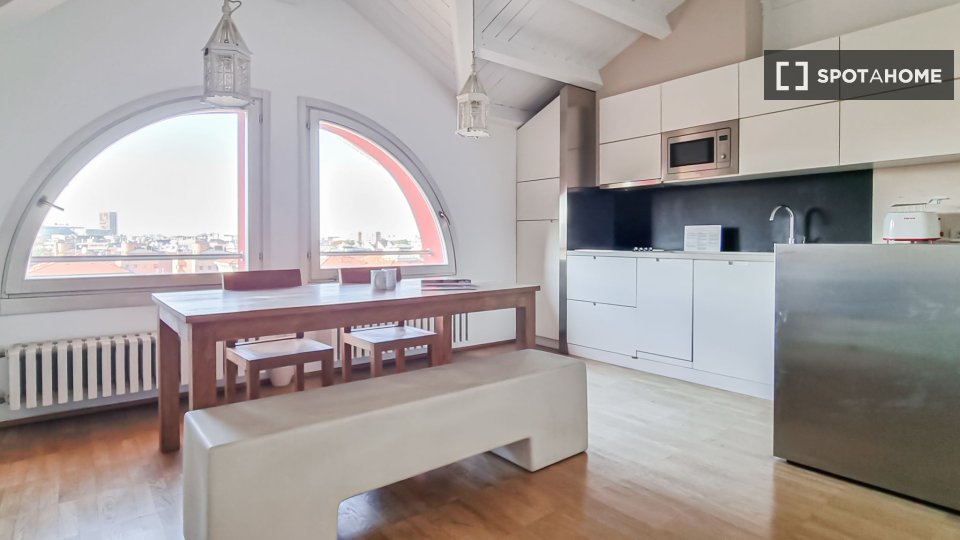 Apartment Milan, 1 bed, 50m² — photo 2