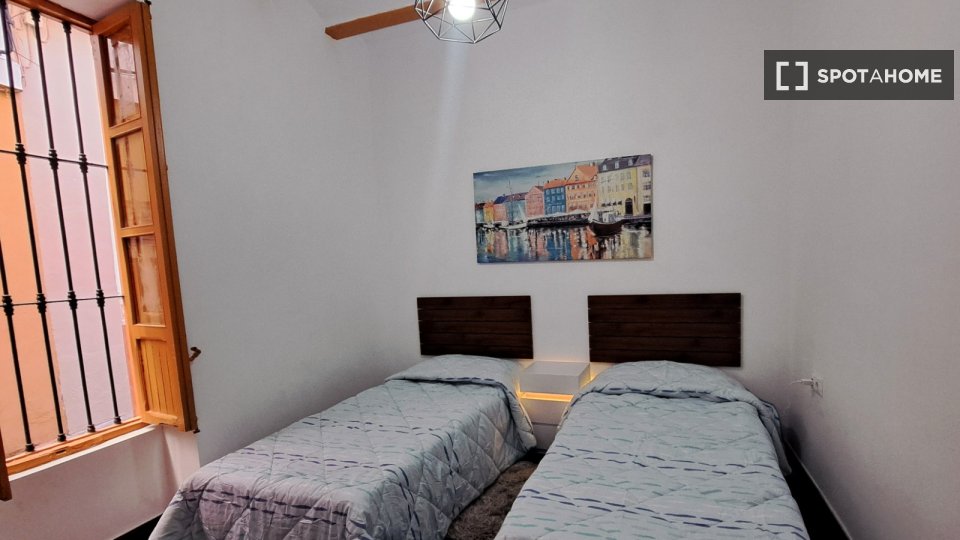 Apartment Valencia, 3 beds, 121m² — photo 12