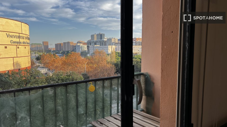 Double room Valencia, 5 beds — photo 12