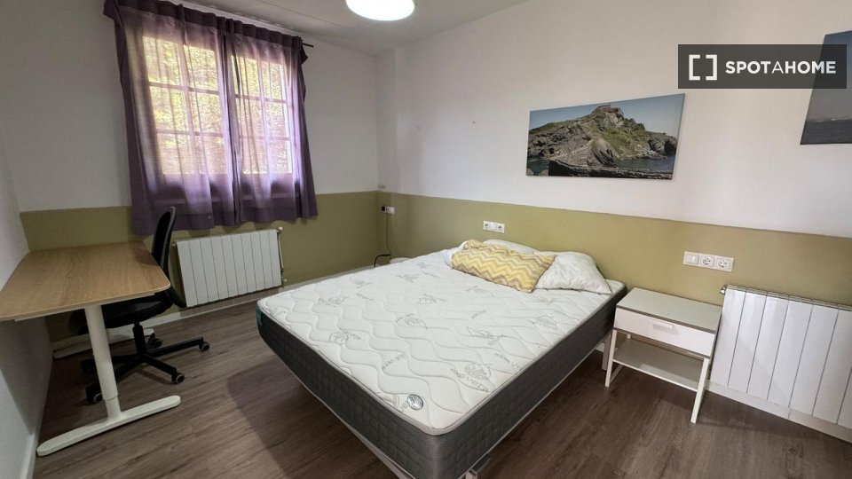 Double room Barcelona, 6 beds, 227m² — photo 24