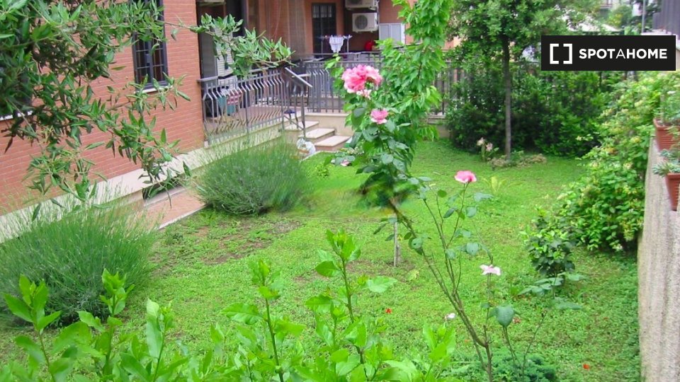 Apartment Rome, 1 bed — photo 2