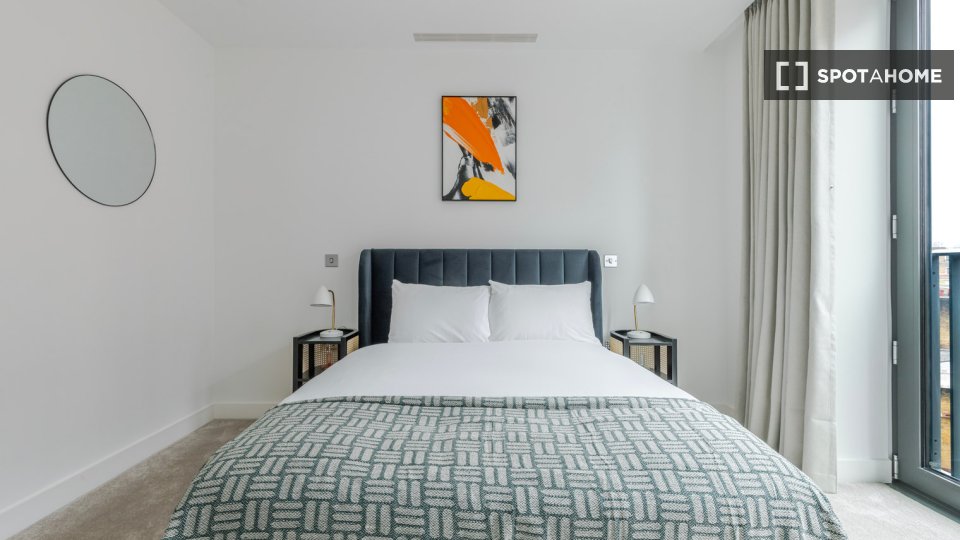 Apartment London, 2 beds — photo 19