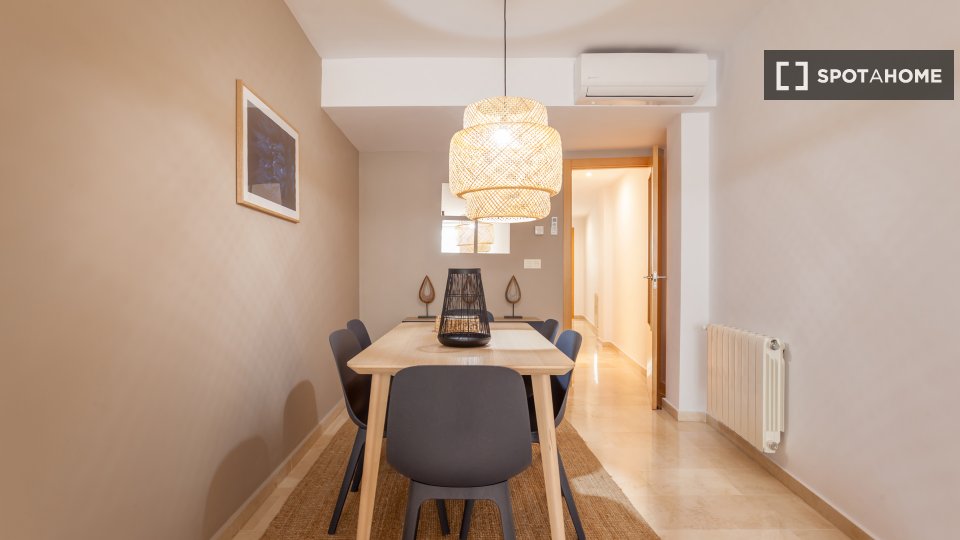 Apartment Valencia, 3 beds, 130m² — photo 10