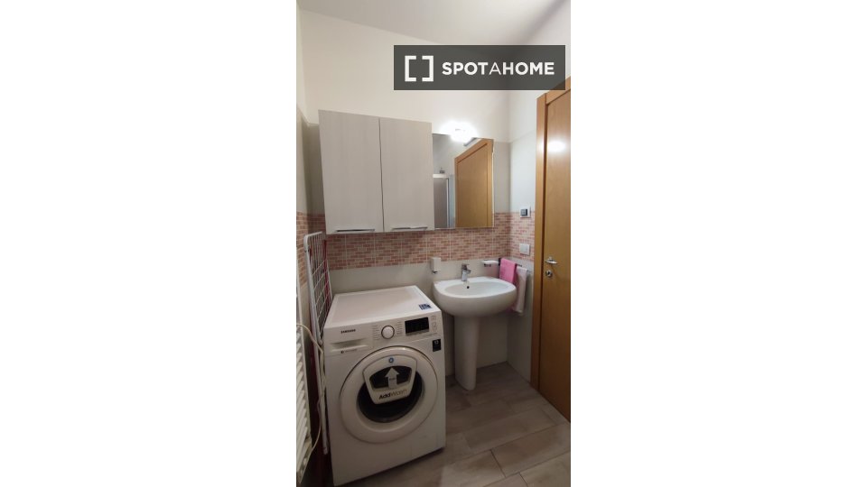 Apartment Milan, 2 beds, 85m² — photo 4