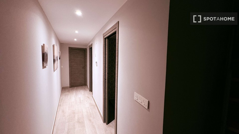 Double room Alicante, 4 beds, 90m² — photo 12