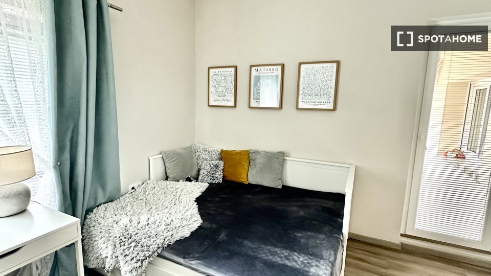 Double room Ljubljana, 3 beds — photo 37