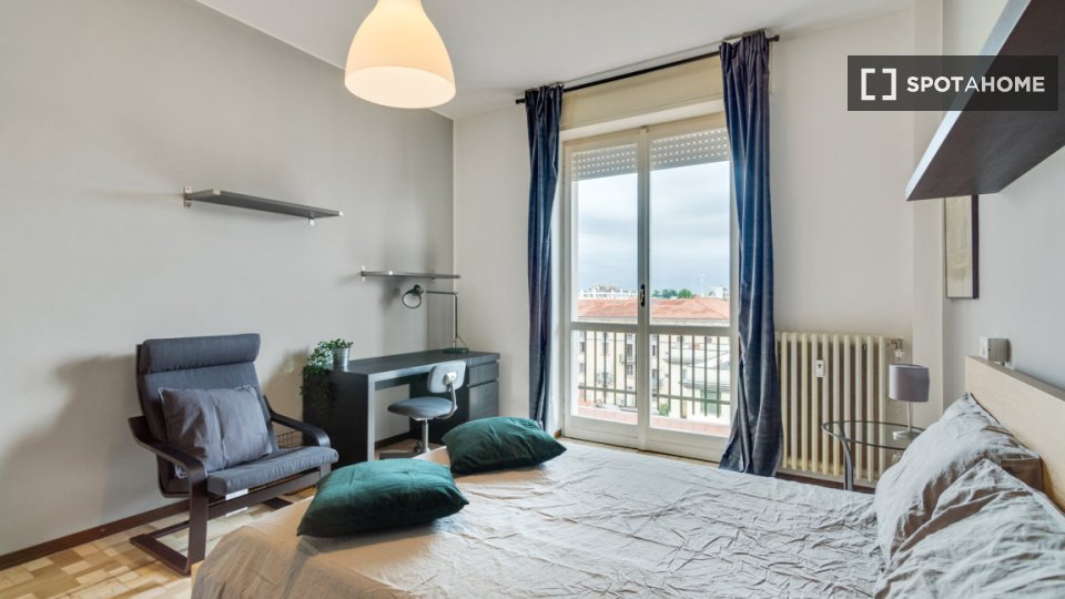 Double room Milan, 3 beds, 105m² — photo 3
