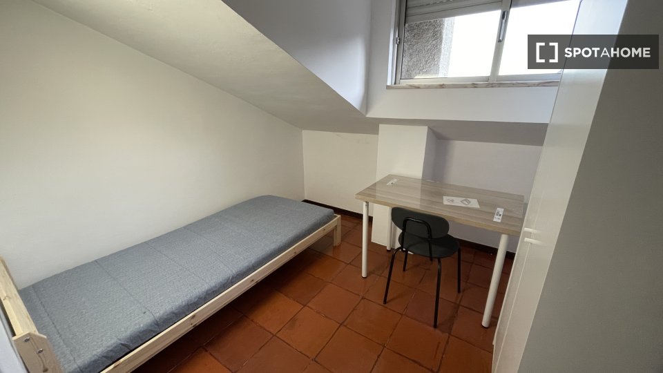 Double room Coimbra, 9 beds — photo 5