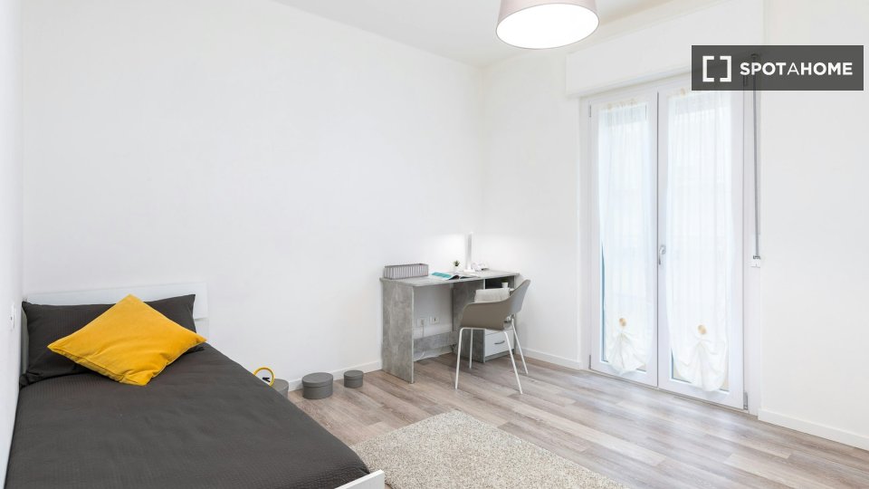 Double room Trento, 3 beds — photo 10