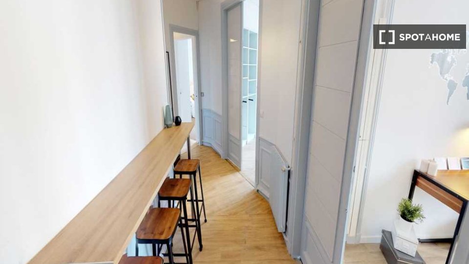 Double room Paris, 6 beds, 120m² — photo 5