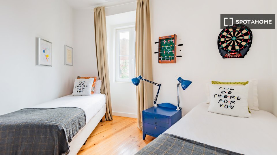 Apartment Lisbon, 3 beds — photo 11