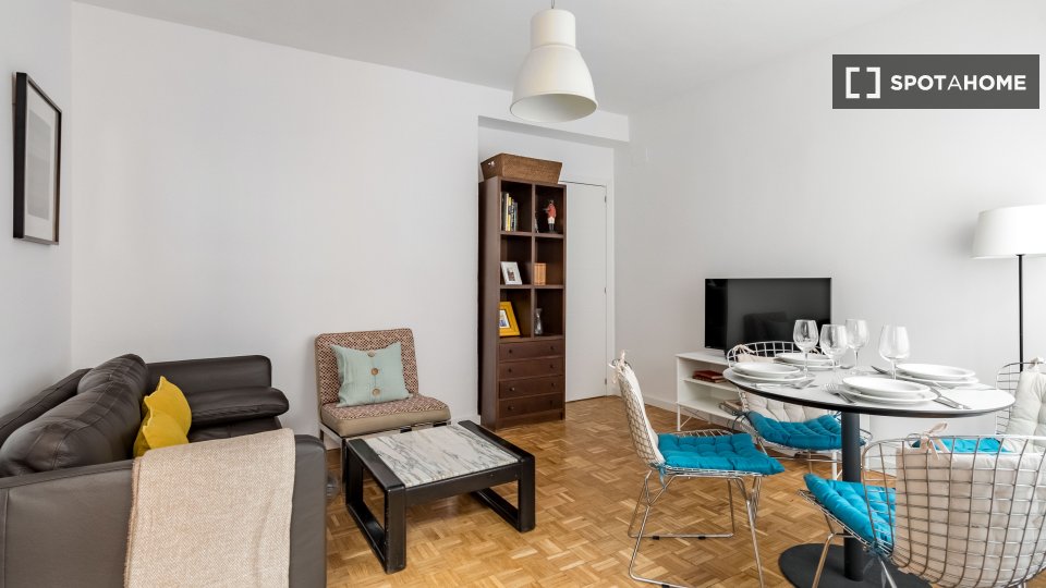 Apartment Madrid, 2 beds, 80m² — photo 18