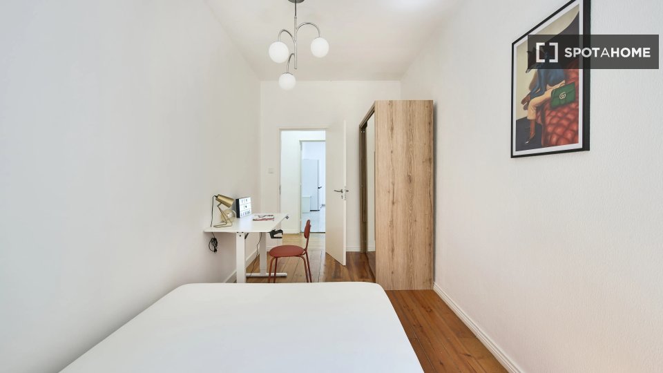 Double room Lisbon, 13 beds — photo 4
