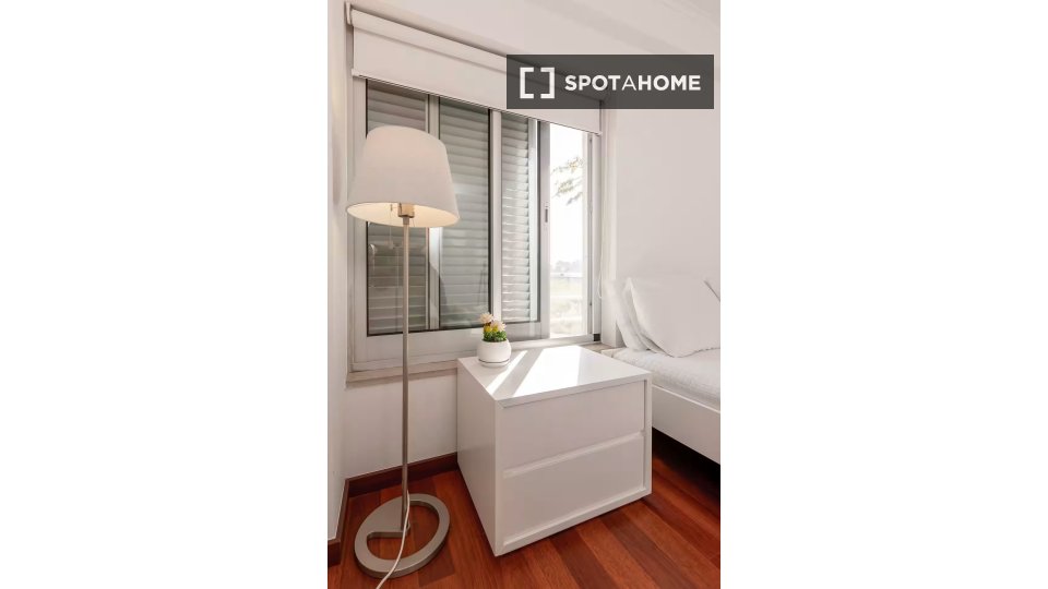 Apartment Lisbon, 2 beds — photo 2