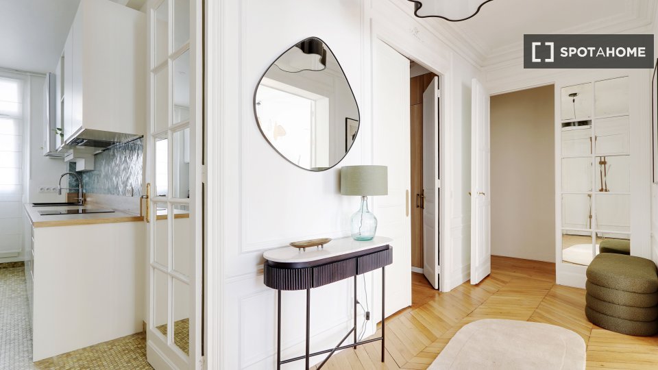 Apartment Paris, 2 beds, 132m² — photo 3
