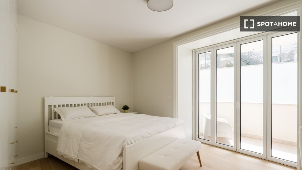 Apartment mono Lisbon, 71m² — photo 19