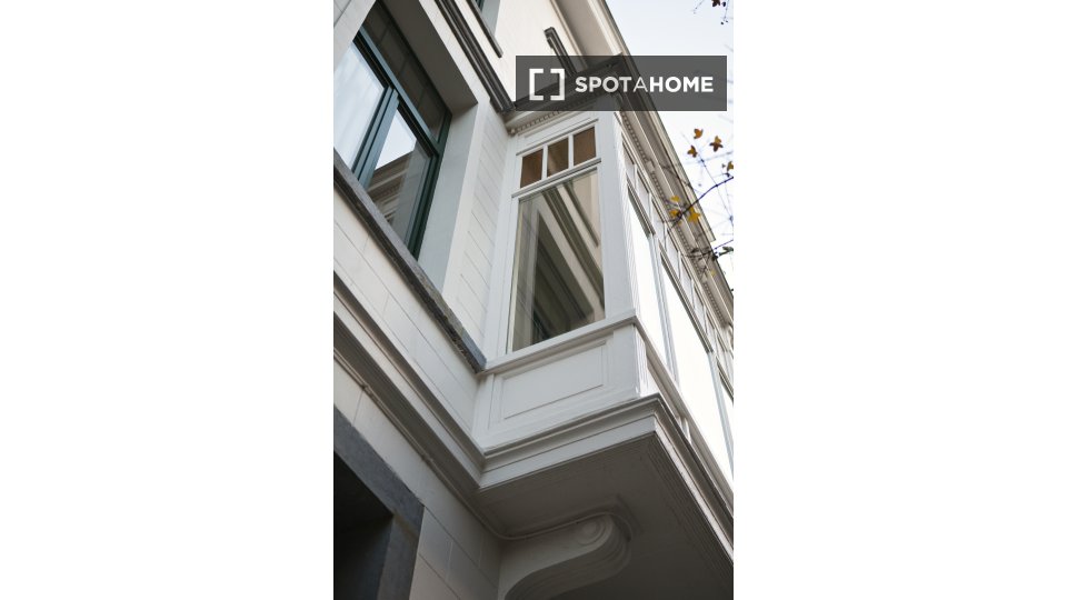 Double room Brussels, 13 beds, 140m² — photo 9