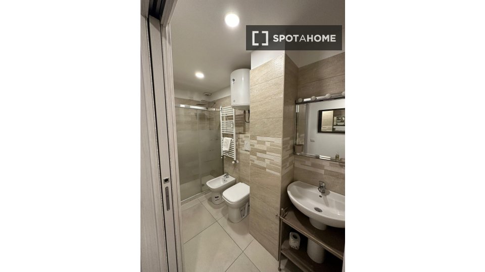 Apartment Milan, 1 bed — photo 4