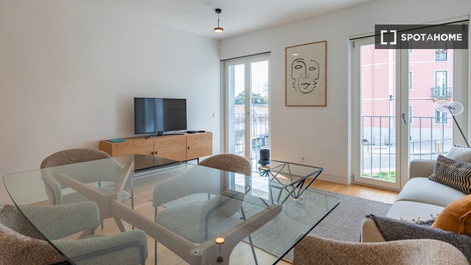 Apartment Lisbon, 1 bed — photo 17