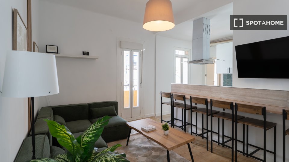 Double room Madrid, 6 beds — photo 4