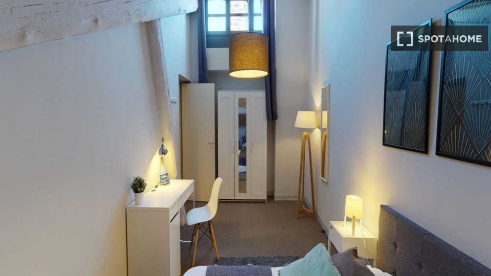 Double room Lyon, 4 beds, 110m² — photo 2