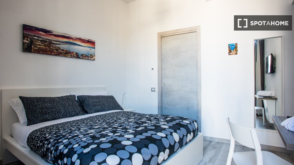 Apartment Naples, 1 bed — photo 9