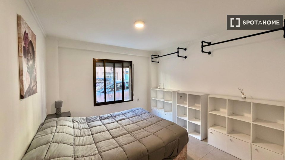 Apartment Valencia, 3 beds, 97m² — photo 6