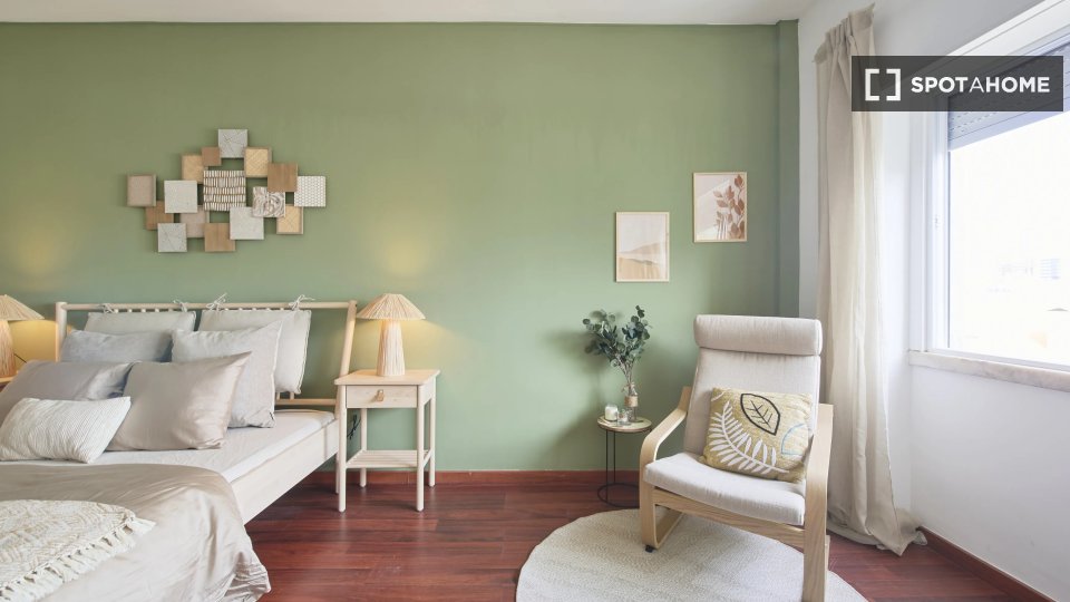 Double room Lisbon, 7 beds — photo 13