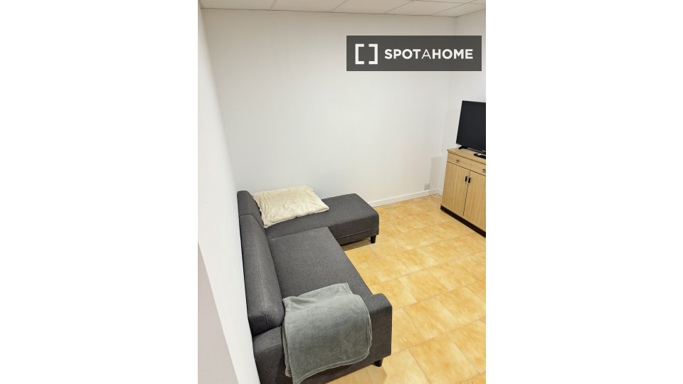 Piso de 4 dormitorios en alquiler en Murcia