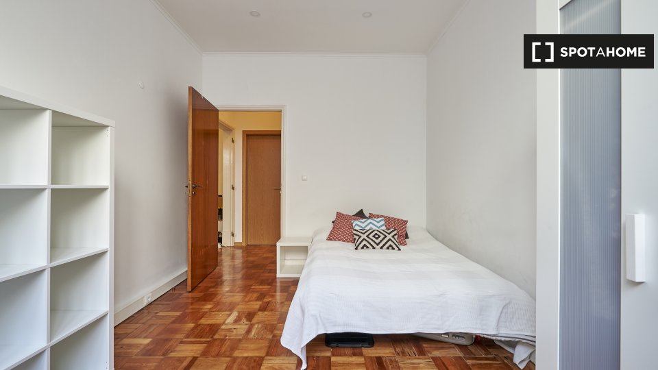 Double room Lisbon, 11 beds — photo 3