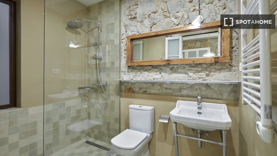 Apartment Barcelona, 1 bed, 83m² — photo 6