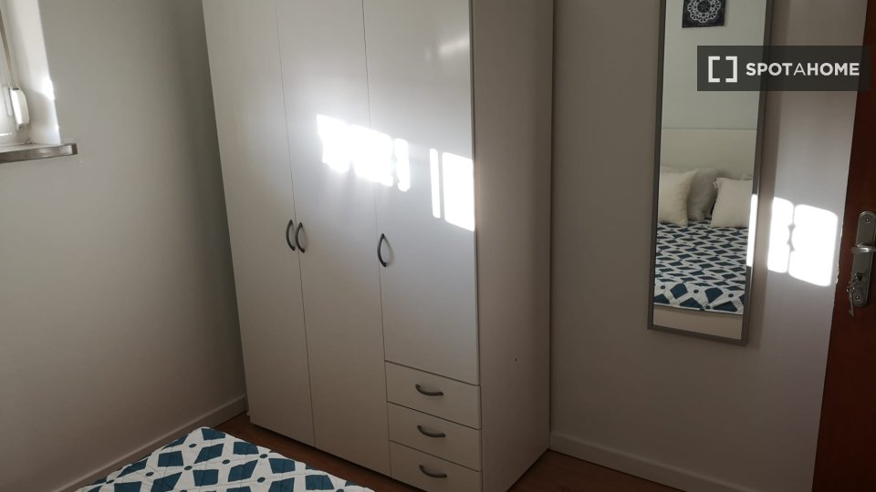 Apartment mono Lisbon, 95m² — photo 8