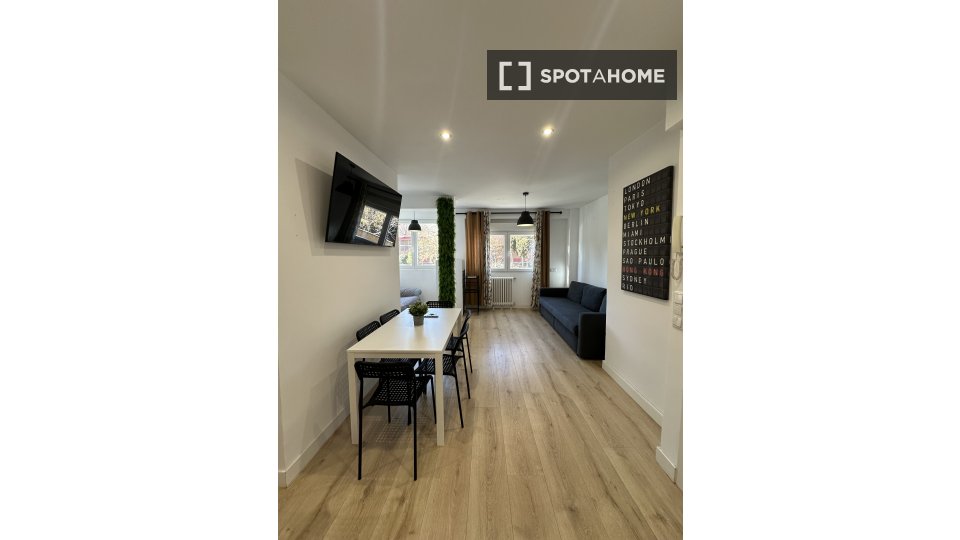 Apartment Madrid, 2 beds, 80m² — photo 4